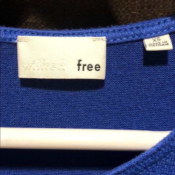 T-shirt - Picture 2 of 4